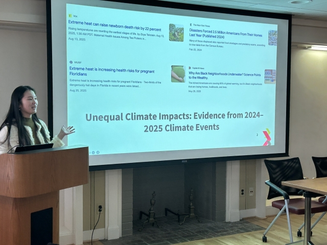 ChenChen Wang at CHRC Conference